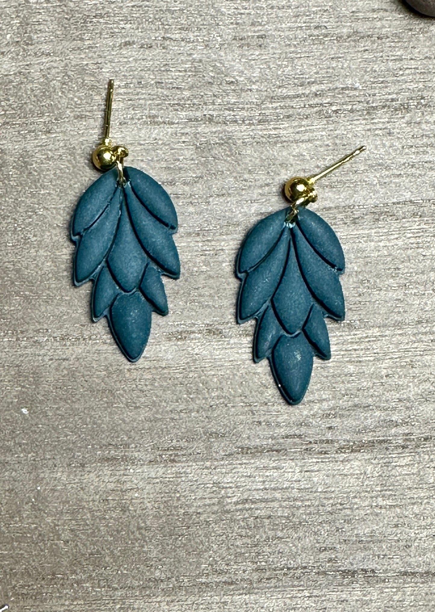 Enchanted Falling Leaves Charm 🍂✨