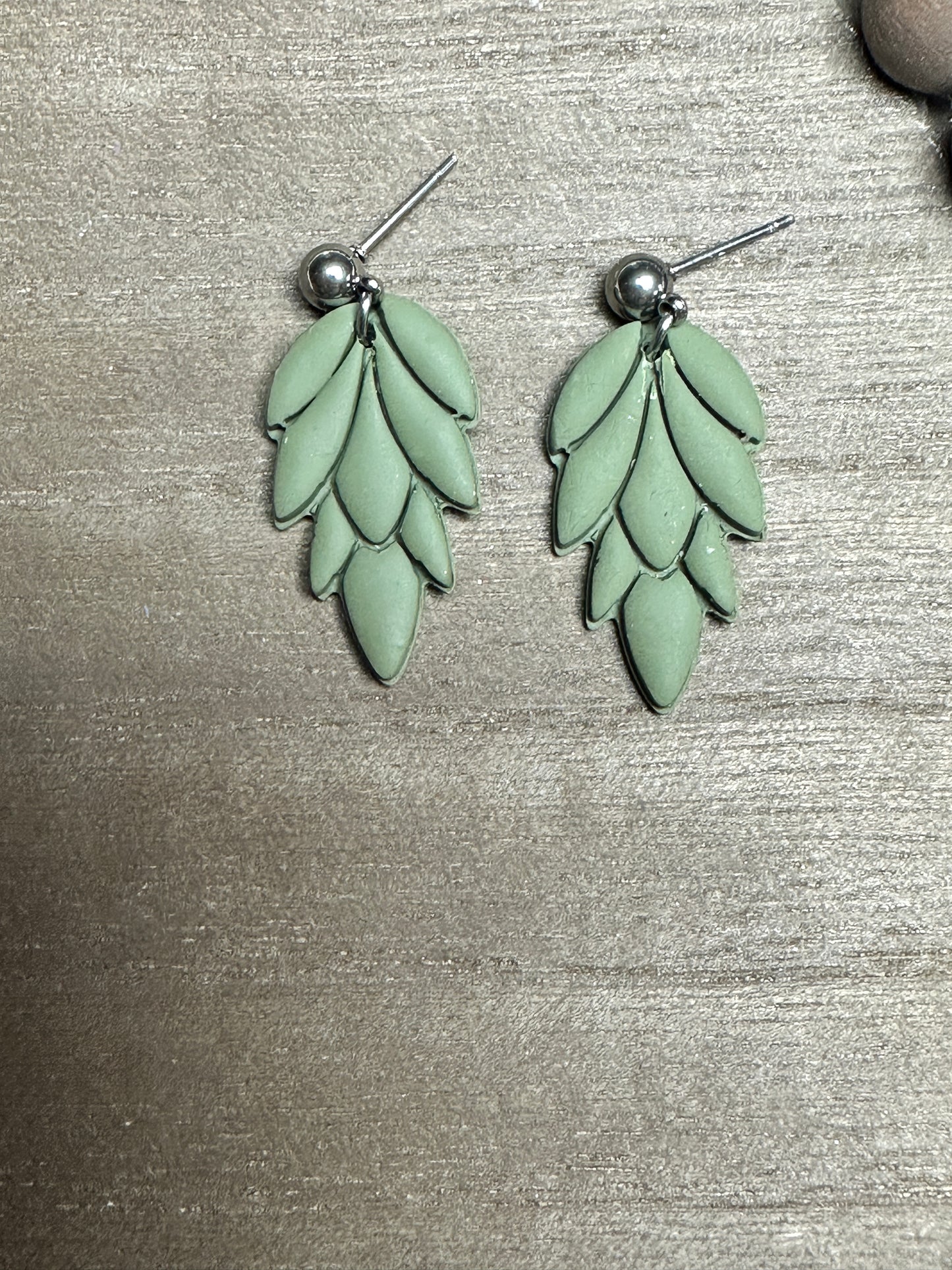 Enchanted Falling Leaves Charm 🍂✨