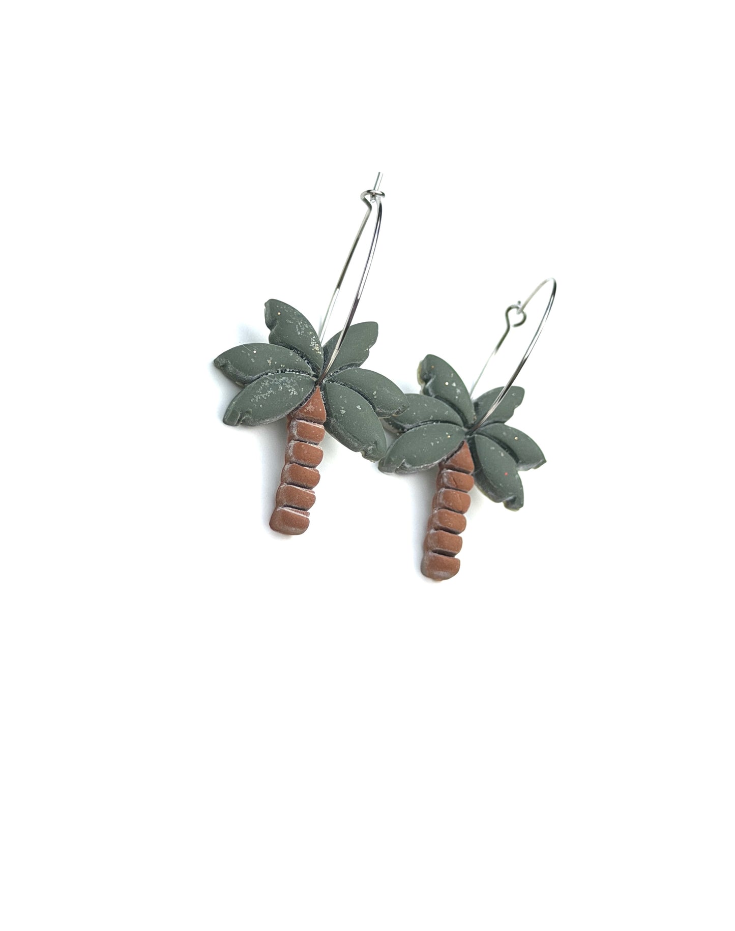 Enchanted Island Palm Hoops
