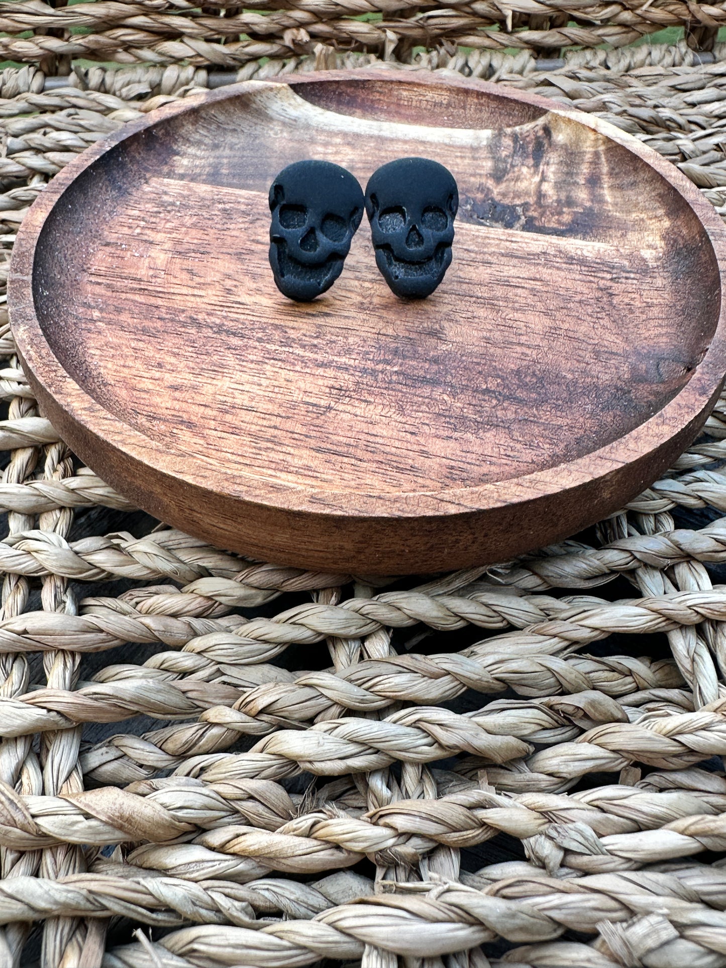 Enchanted Black Skull Stud Earrings – Handmade Polymer Clay Jewelry, Gothic Studs, Spooky Halloween Earrings, Goth Aesthetic Jewelry