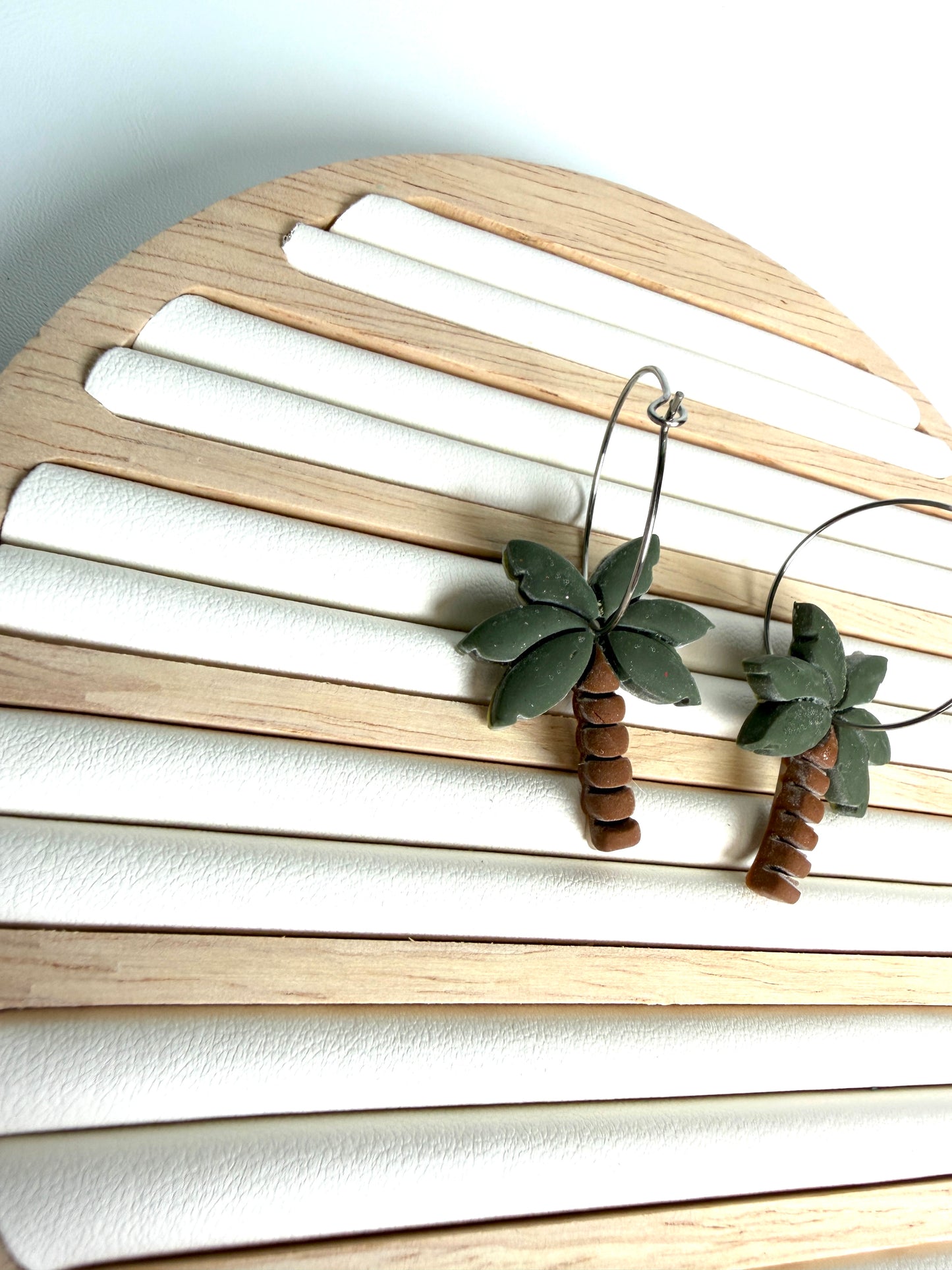 Enchanted Island Palm Hoops