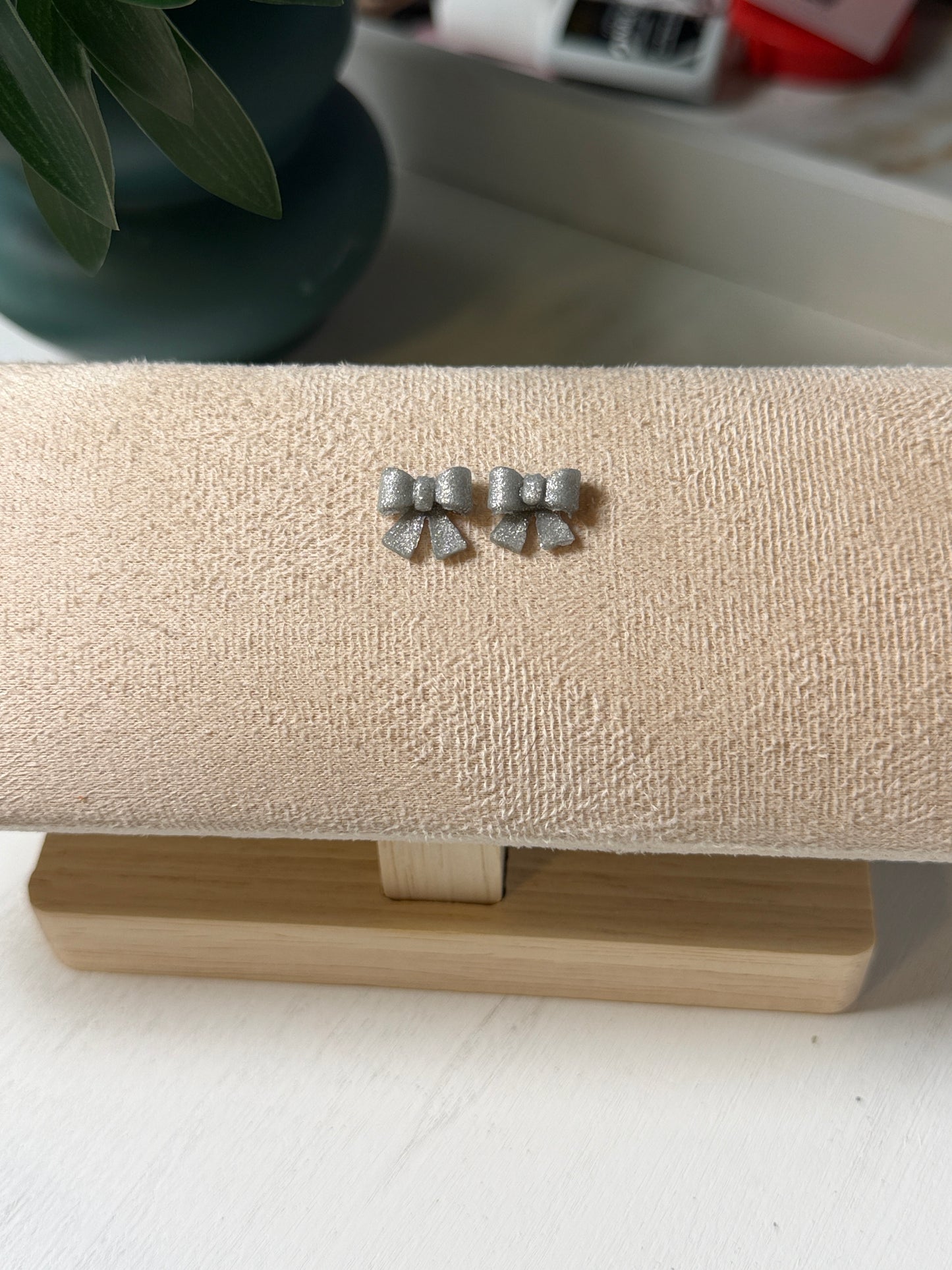 Micro Hand-Folded Bow Studs