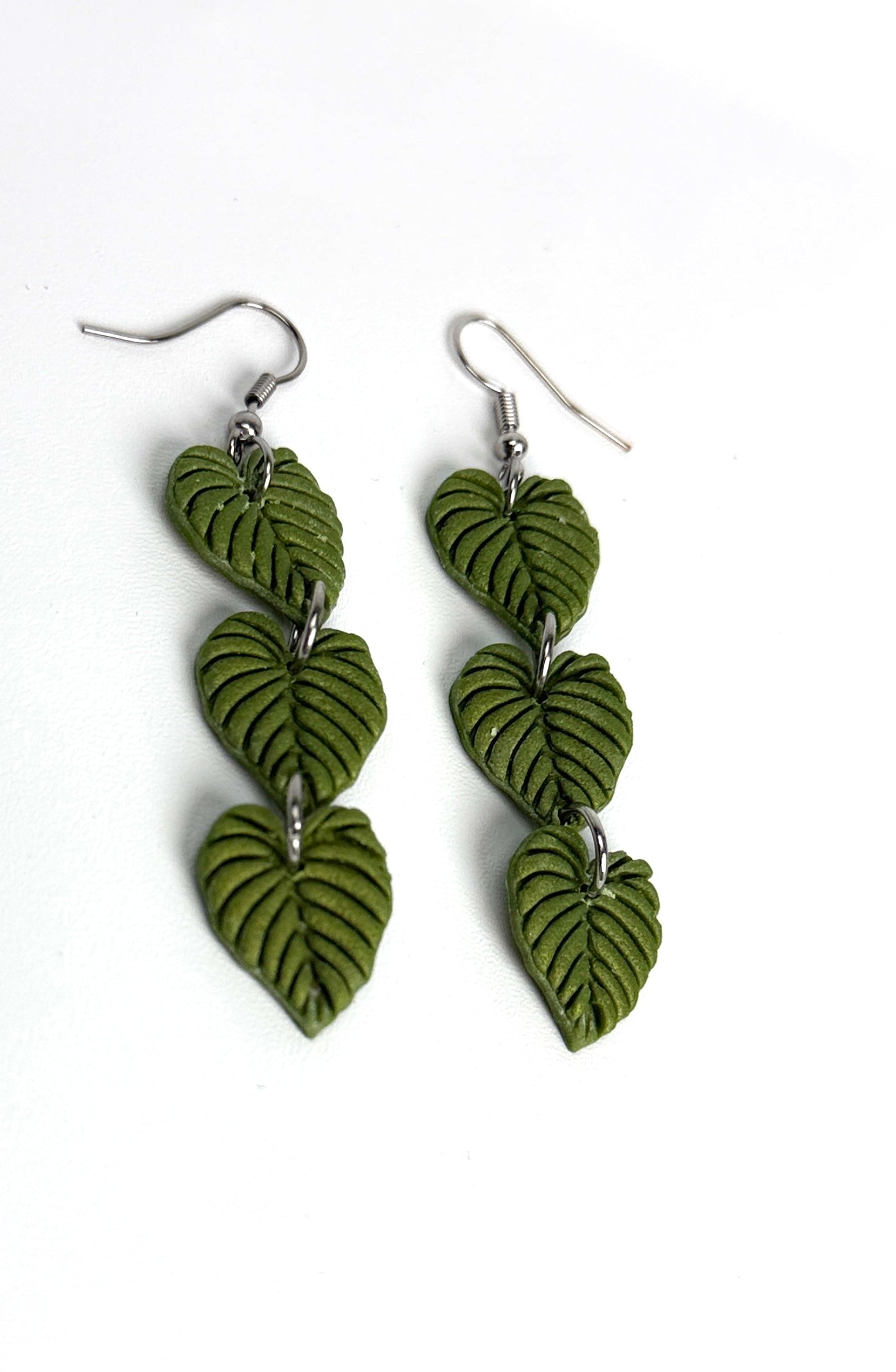 Monstera Leaf Cascade Earrings | Tropical Green Polymer Clay Dangles | Lightweight Botanical Statement Jewelry