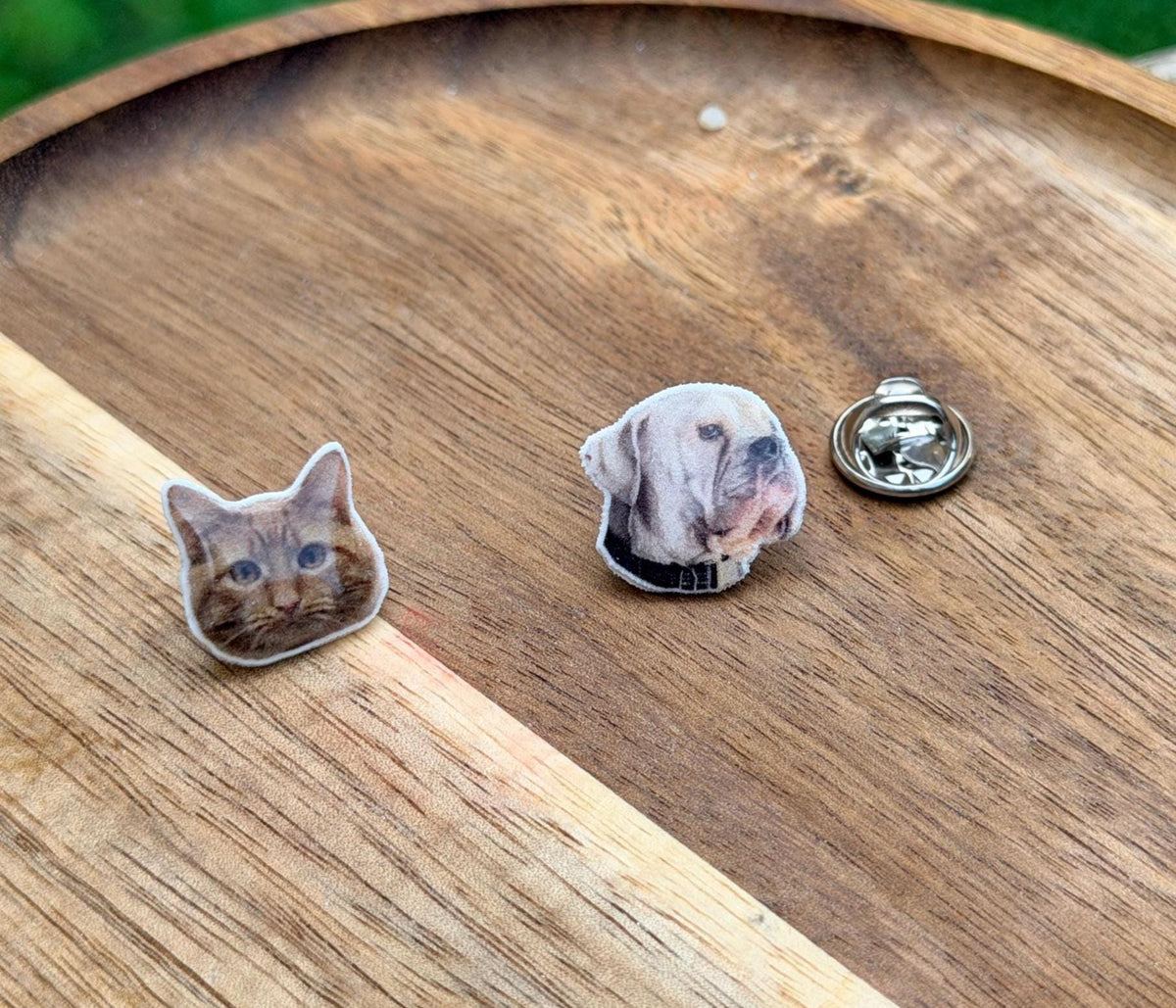 Custom Pet Photo Pin example